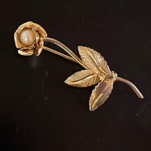 Vintage Golden Rose with Pearl Brooch